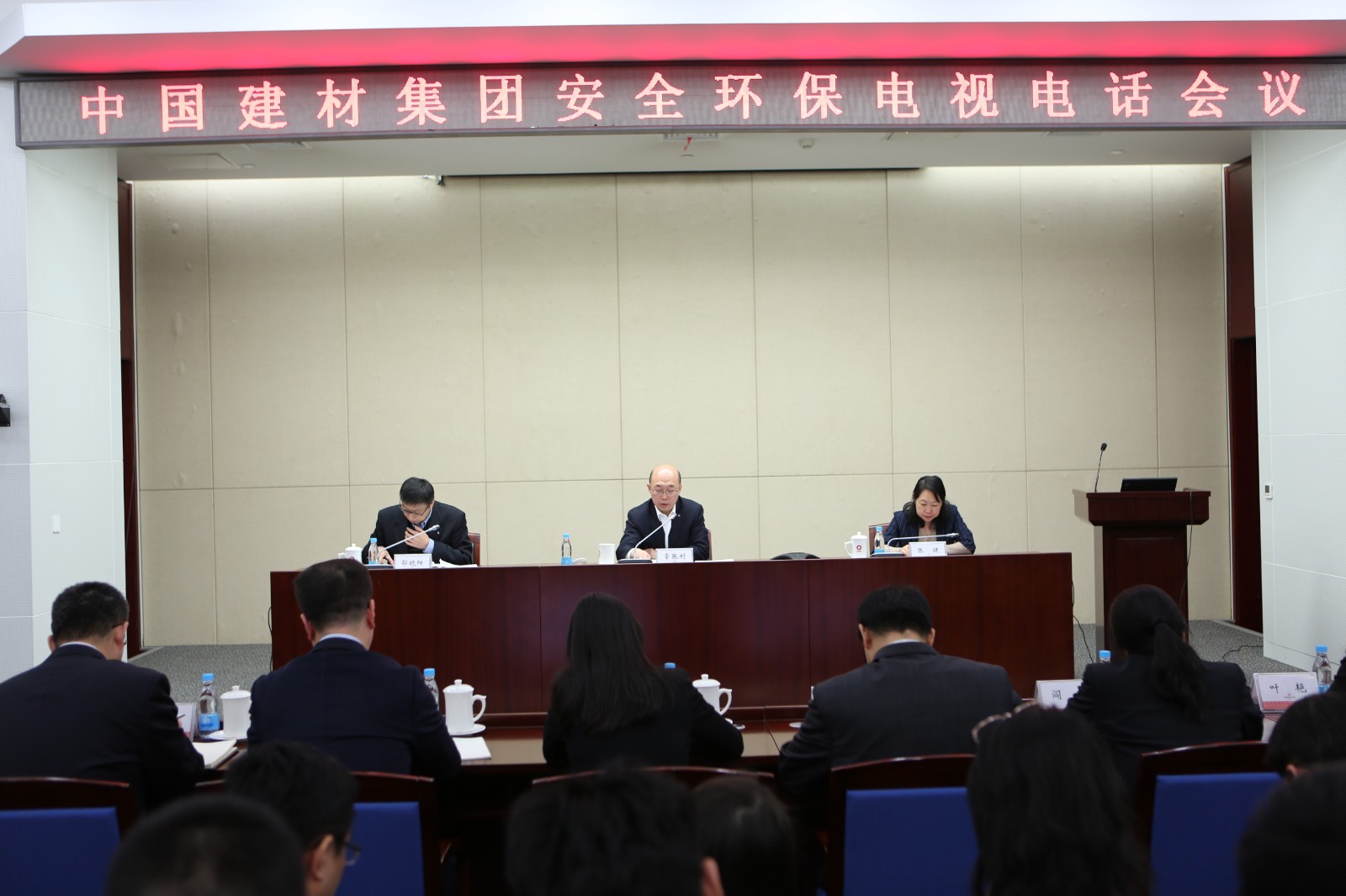 YANG9490.JPG YANG9490.JPG